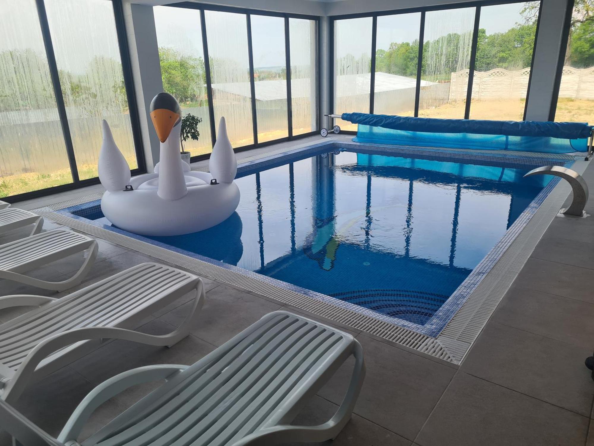 Villa Cabanutele Din Lemn à Chiscau Extérieur photo